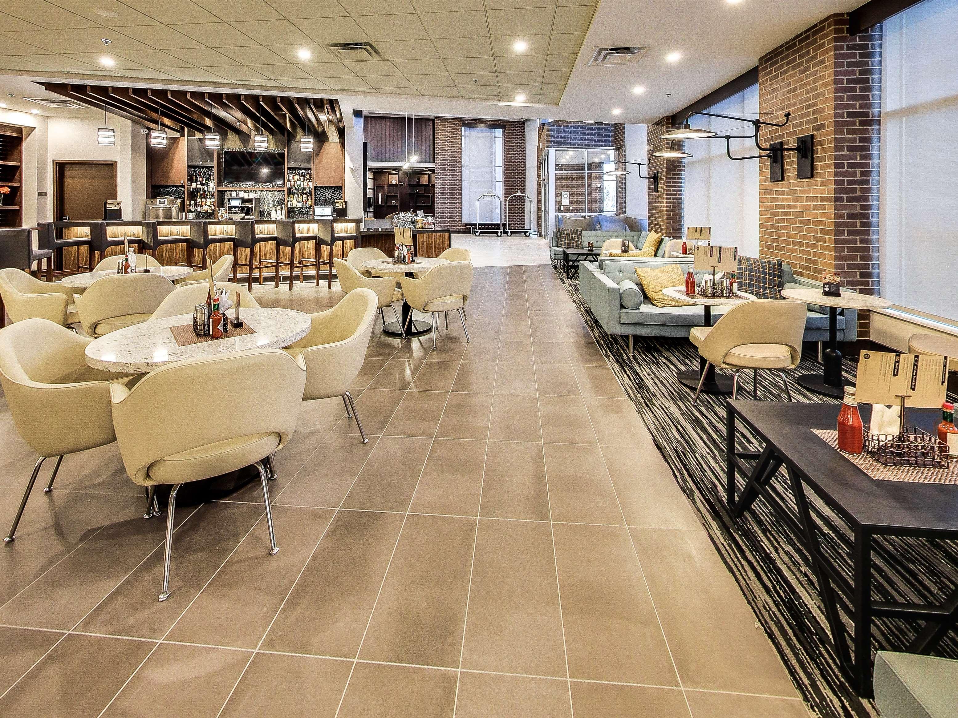 Hyatt Place Edmonton West Экстерьер фото